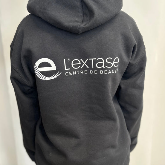 Chandail à capuchon avec le logo du Centre de Beauté L'Extase.